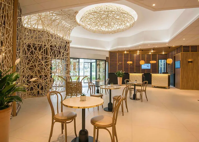 Novotel Nice Arenas Aeroport